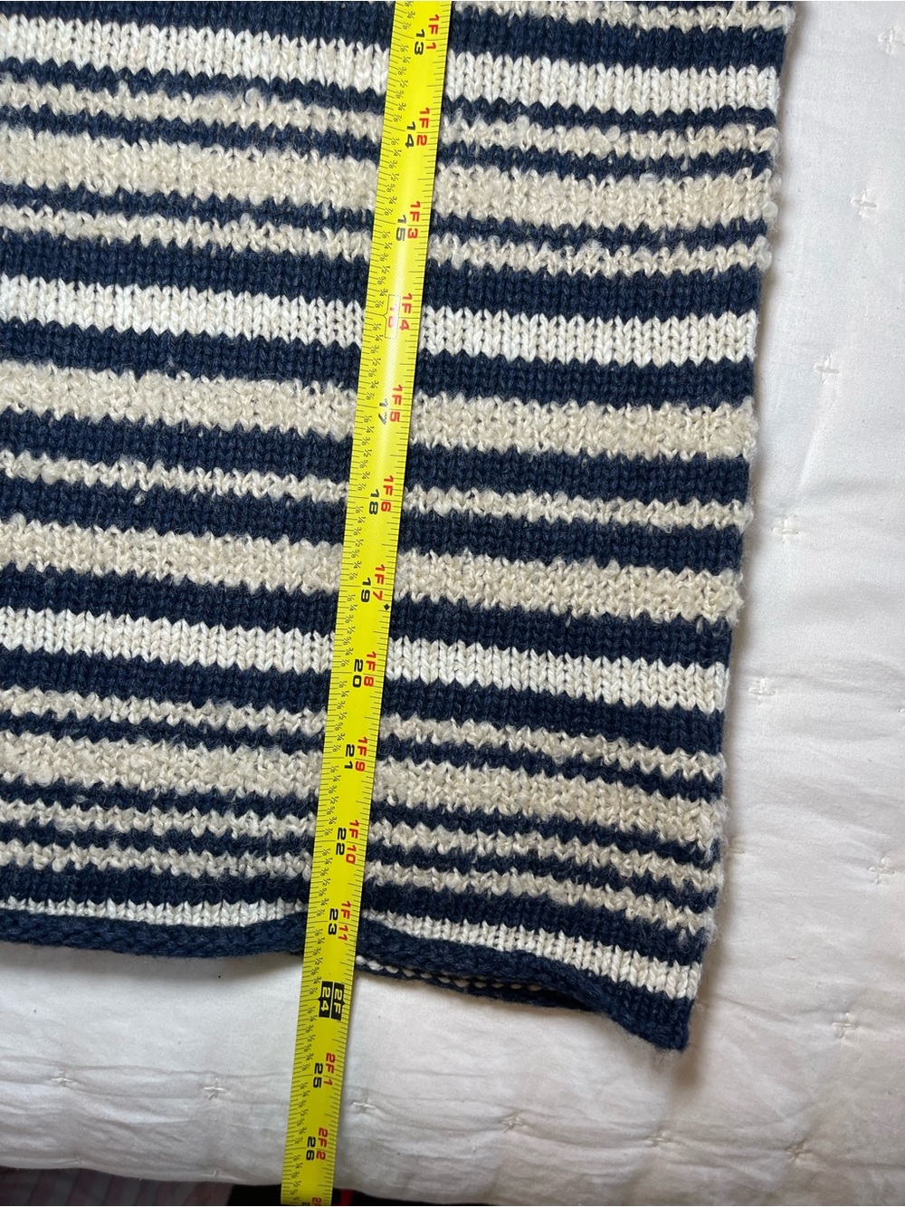 Vintage Lauren Ralph Lauren Knit Crewneck Sweater
Women's Medium Navy Cream Cozy - Picture 10 of 10